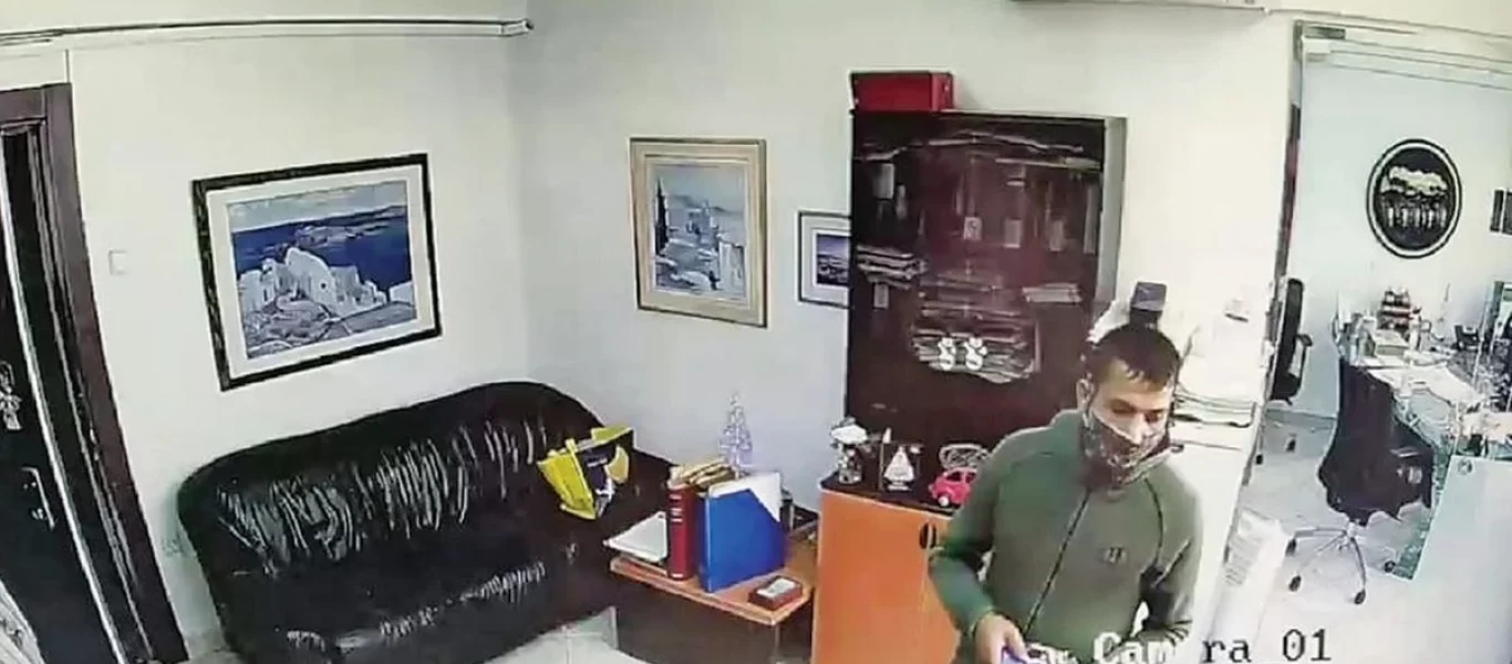 Ελεύθερος για ακόμη μία φορά αφέθηκε ο «Γύπας» που έχει διαπράξει 24 κλοπές και δύο ληστείες!